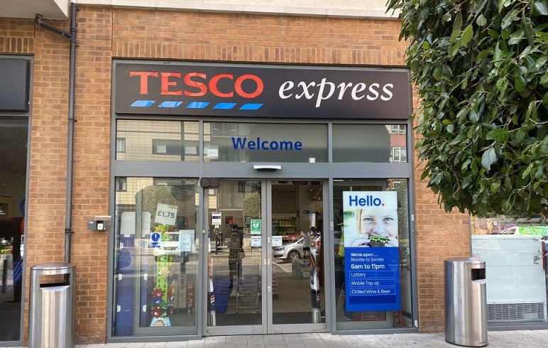 Tesco prijavio rast prodaje i profita u 2025.