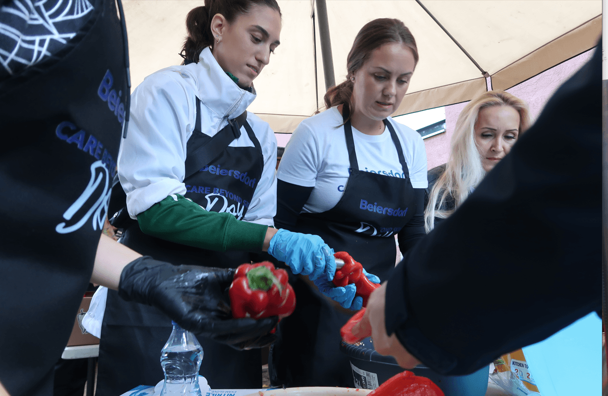 Beiersdorf pripremao zimnicu za korisnike centra "Evo Ruka"