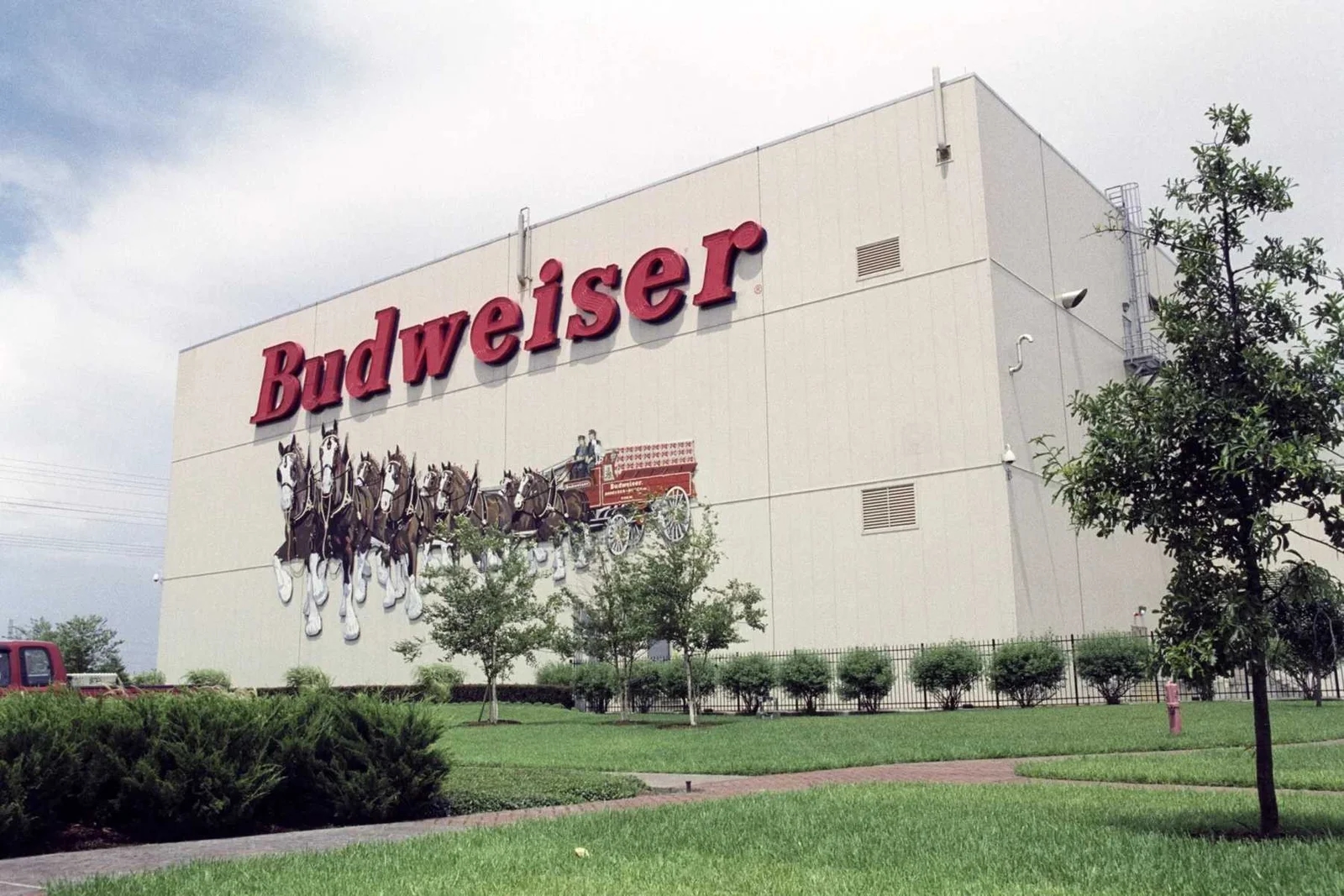 SAD: Anheuser-Busch ulaže 22,5 miliona dolara u pivaru u Hjustonu