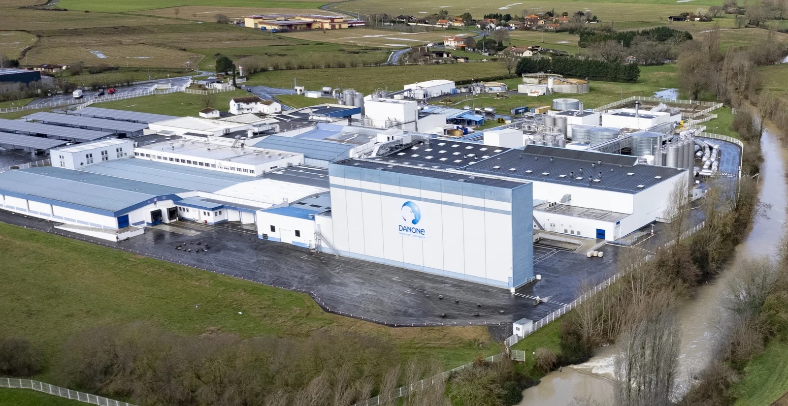 Francuska: Danone otvara renoviranu fabriku za proizvodnju pića na biljnoj bazi