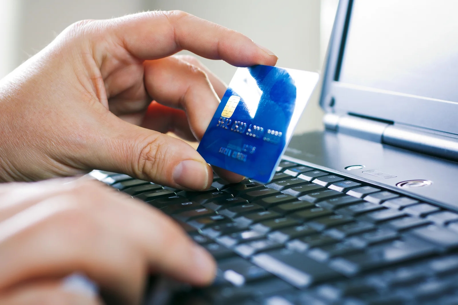 Nemačka: Ministarstvo privrede planira pritezanje kineskih e-commerce platformi