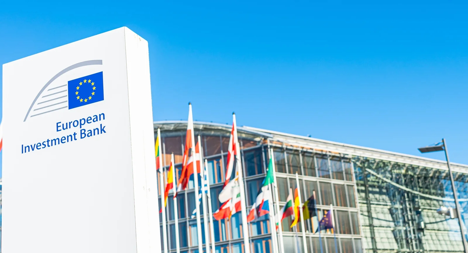 EIB: Evropska preduzeća pokazuju otpornost i nastavljaju da investiraju