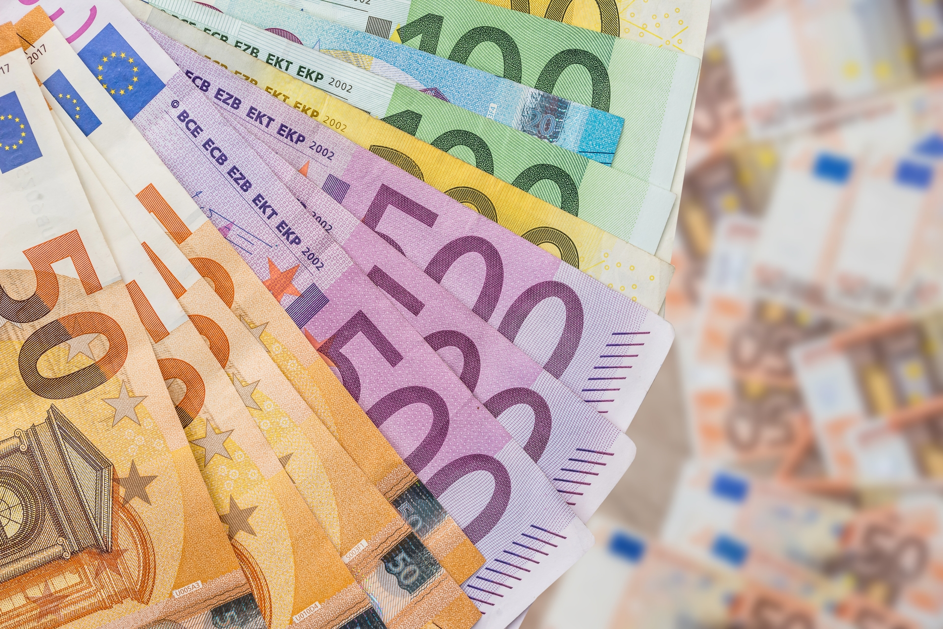Rumunija povećava minimalac na 850 evra bruto