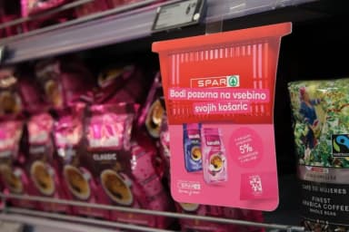 Spar sa 1.500 korpi upozorava na rak dojke u Sloveniji