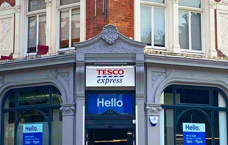 Tesco uvodi dodatne mere štednje energije u Mađarskoj