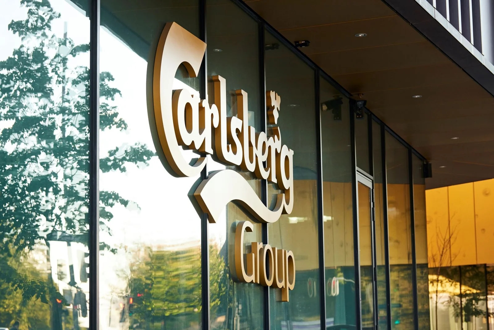 Rusija: Carlsberg potpisao ugovor o prodaji poslovanja